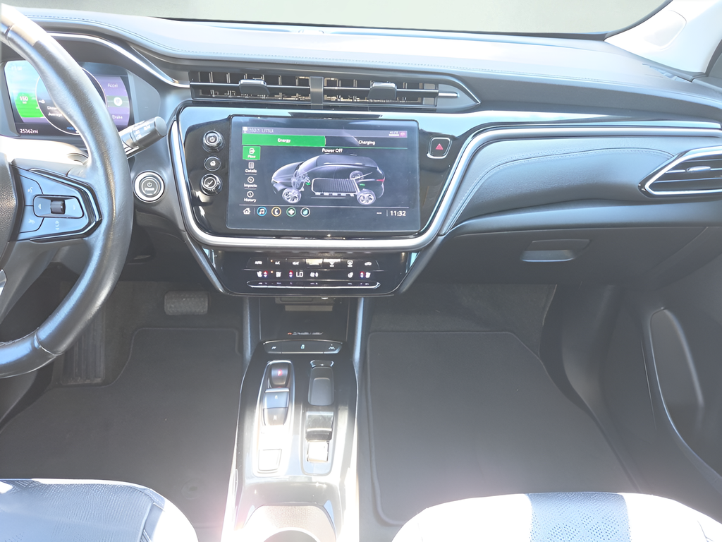 Used 2022 Silver Chevrolet LT image 17