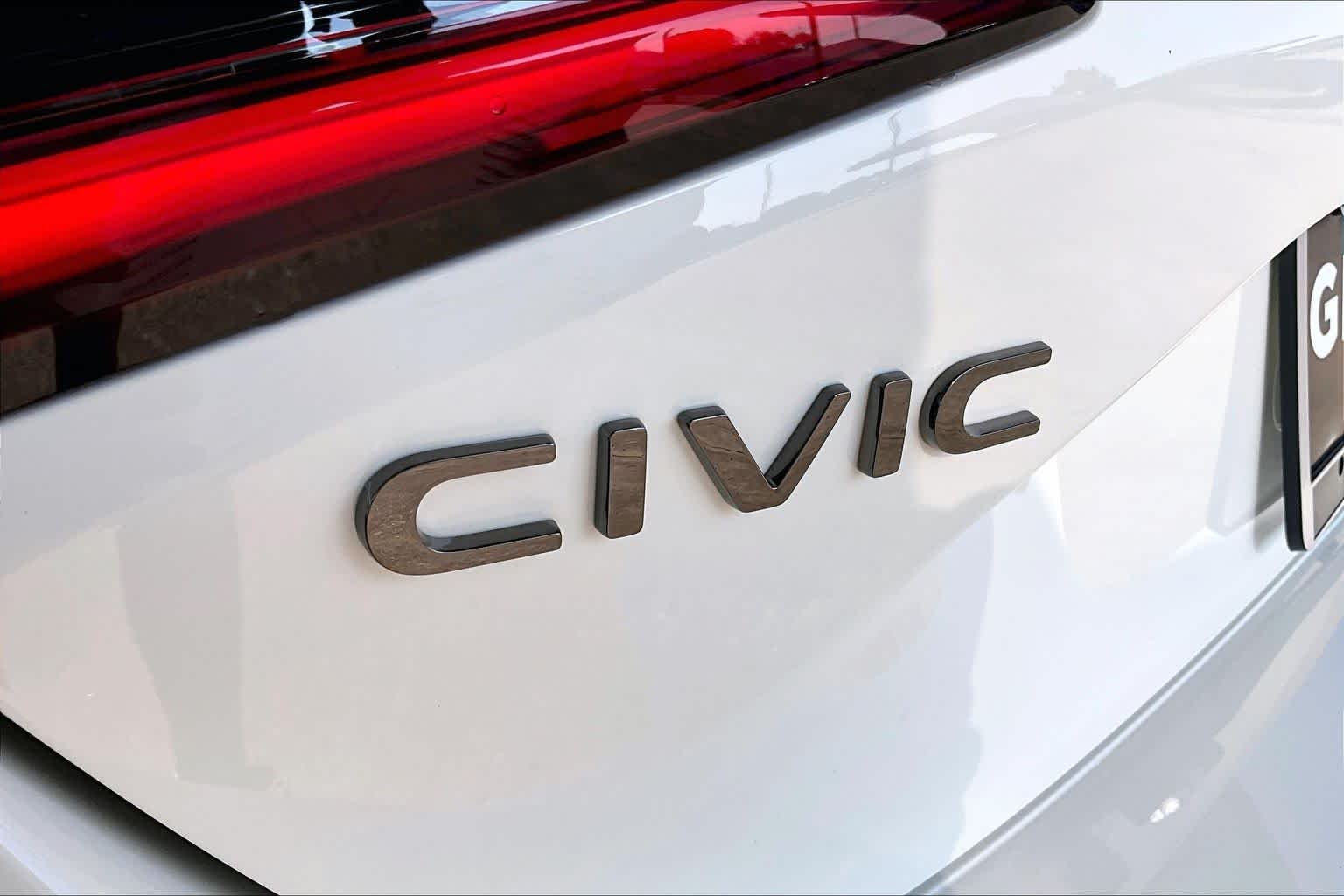 Used 2025 Championship White Honda Civic Type R image 31
