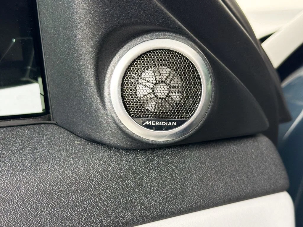 Used 2026 Blue Land Rover S image 19