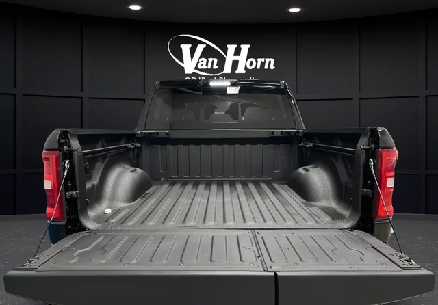 New 2026 Diamond Black Crystal Pearl-Coat Exterior Paint RAM Laramie image 25