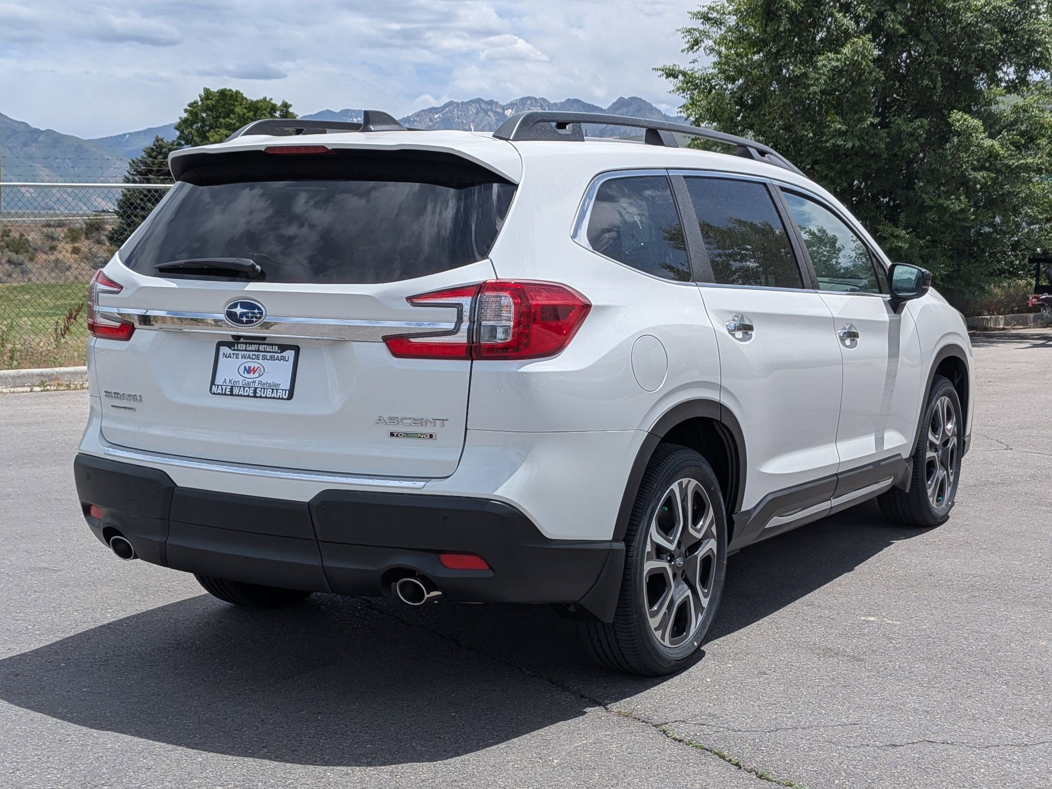 New 2026 CRYSTAL WHITE PEARL Subaru Touring 7-Passenger image 3