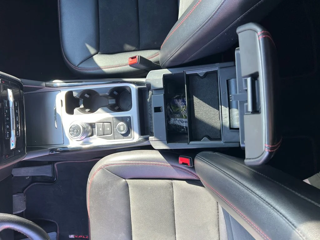 2023 Ford Explorer ST-LINE - Photo 35