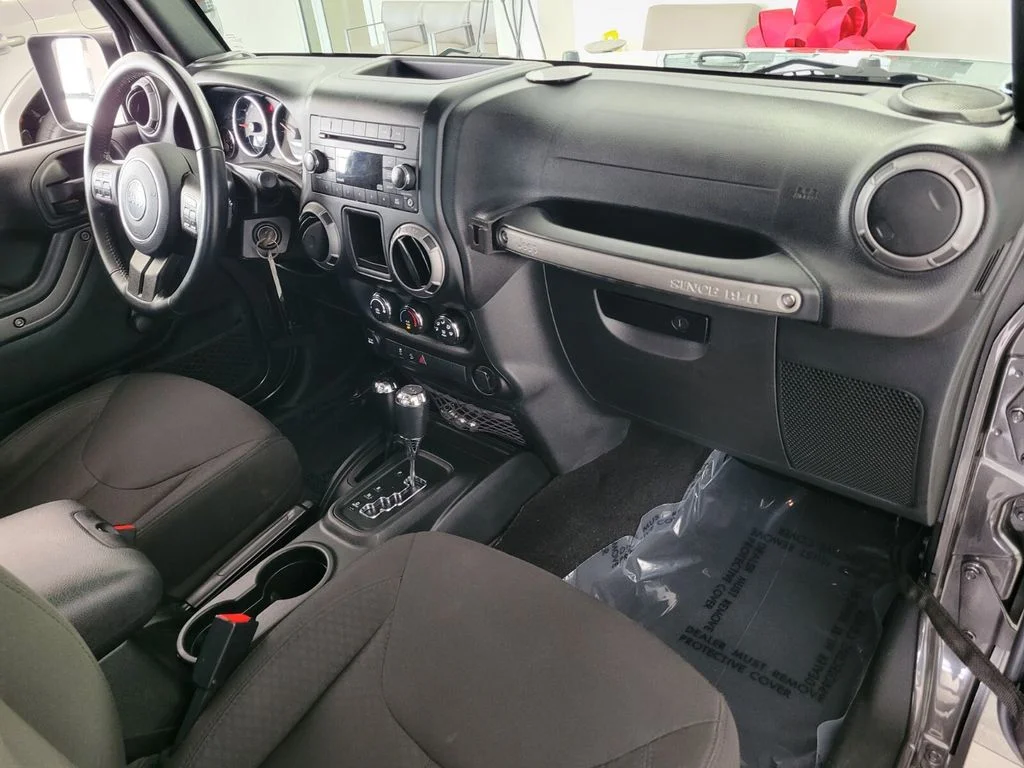 Used 2017 Gray Jeep Sport image 15