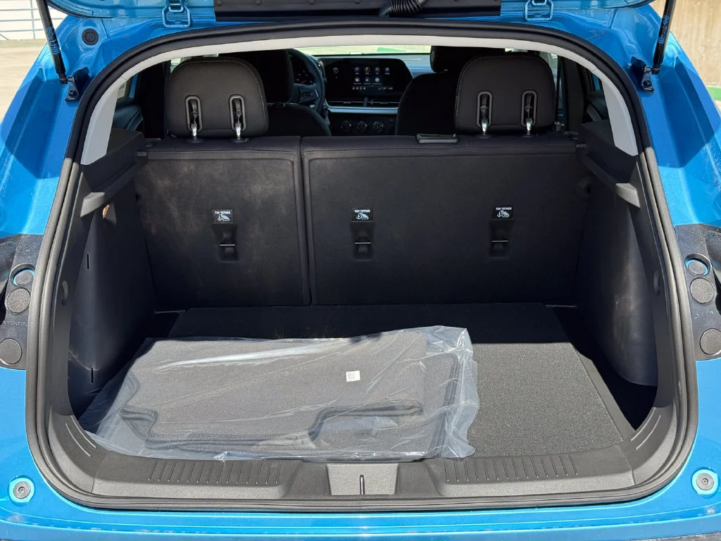 2026 Chevrolet Trax LS - Photo 8