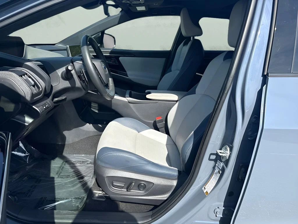Used 2023 Gray Subaru Touring image 9