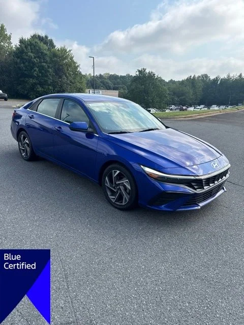Used 2025 Blue Hyundai SEL Convenience image 7