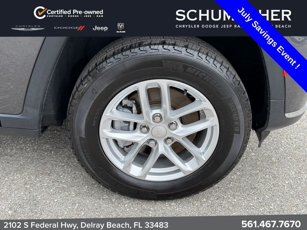Used 2023 Gray Jeep Laredo image 17