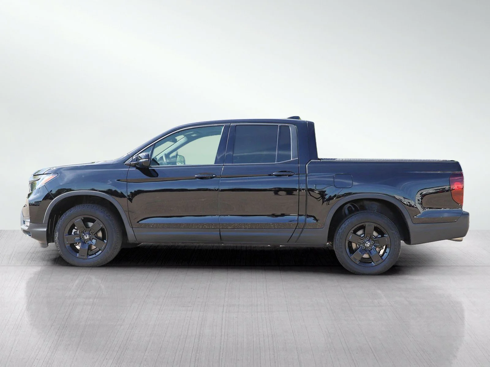 Used 2024 Honda Ridgeline Black Edition with VIN 5FPYK3F81RB000767 for sale in Burnsville, Minnesota