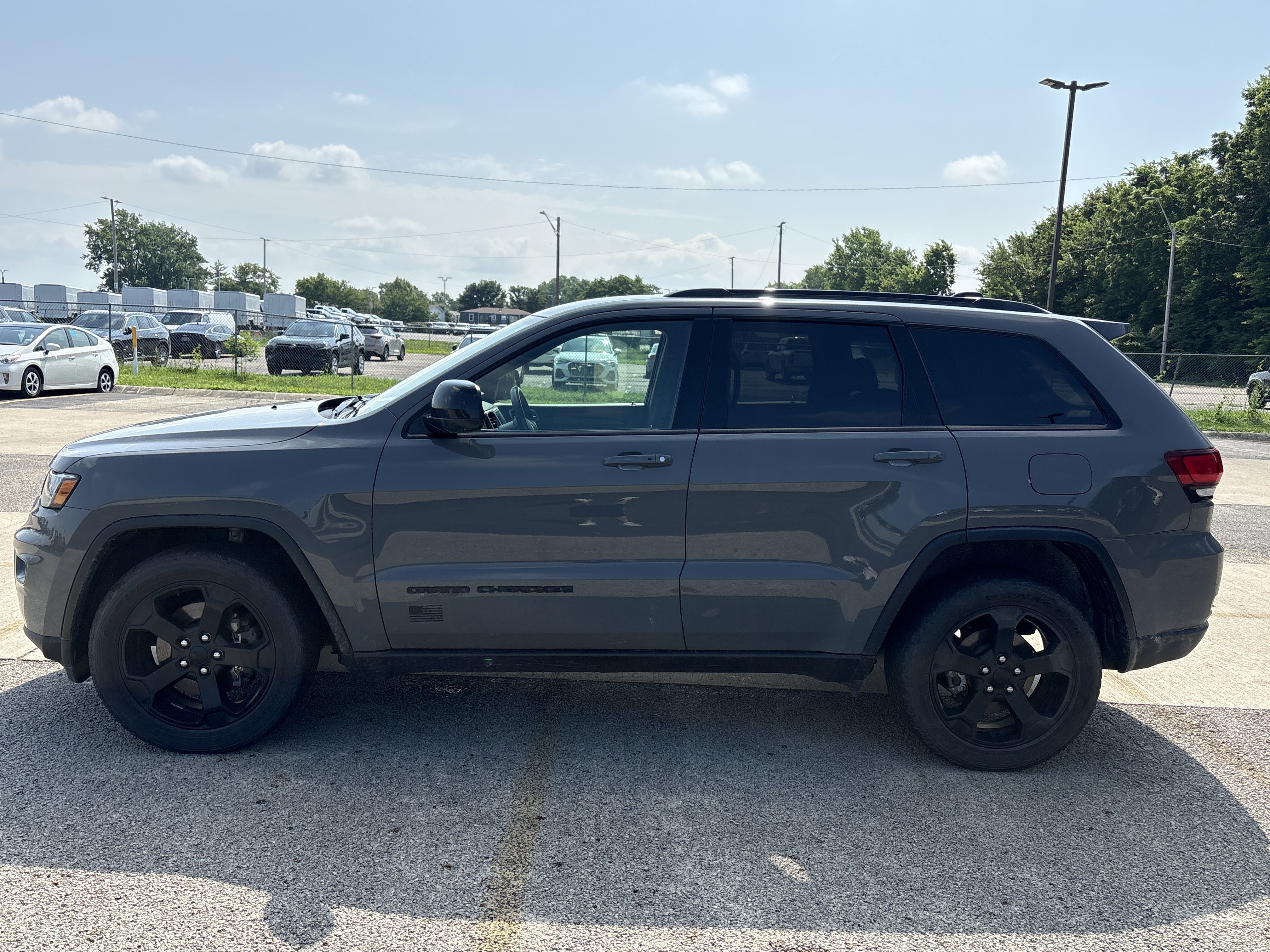 Used 2021 Sting-Gray Clearcoat Jeep Freedom image 1