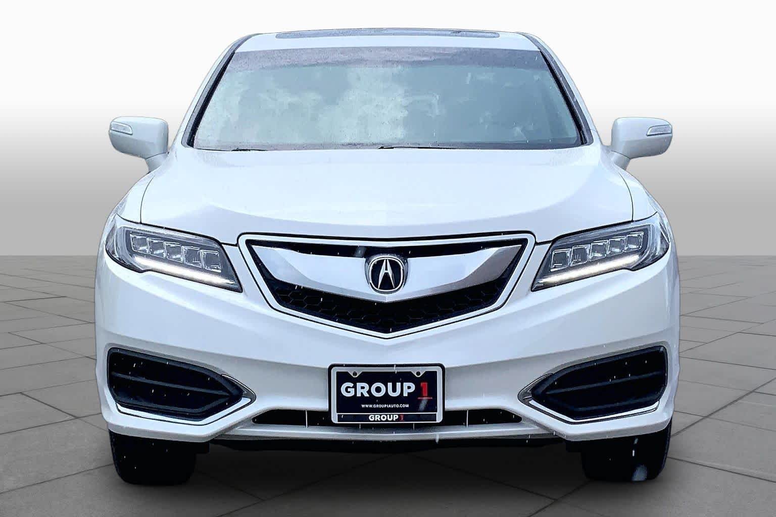 Used 2018 White Diamond Pearl Acura AWD with Technology Package image 4