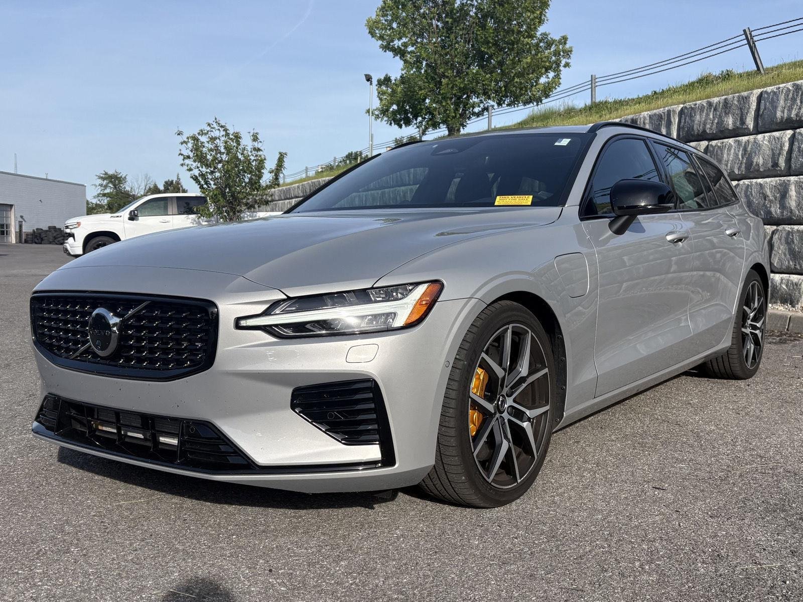 Used 2025 Silver Dawn Metallic Volvo Polestar Engineered image 3