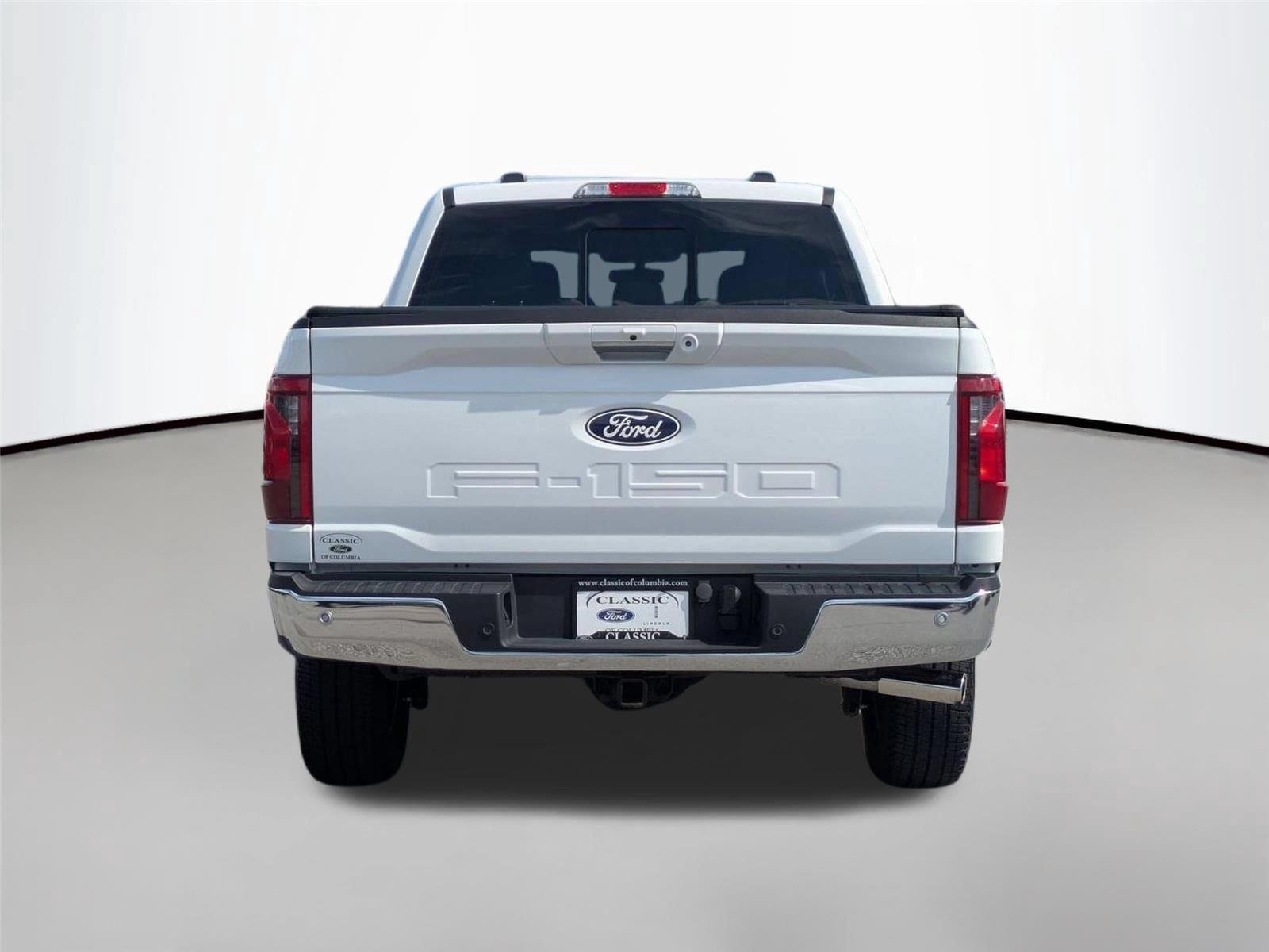 Used 2024 Oxford White FORD XLT image 6