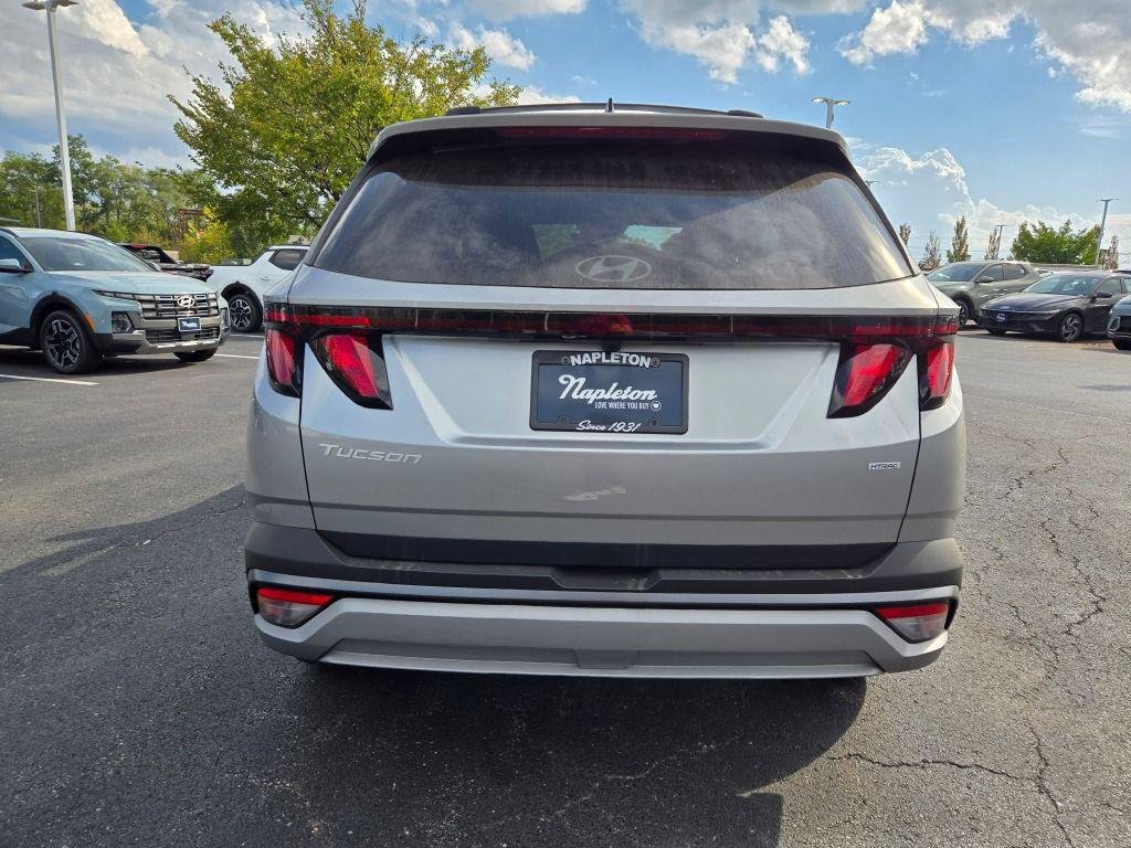 New 2026 Silver Hyundai SEL AWD image 12