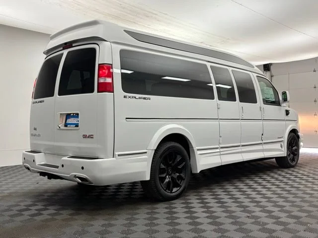 2026 GMC Savana Cargo Work Van - Photo 8
