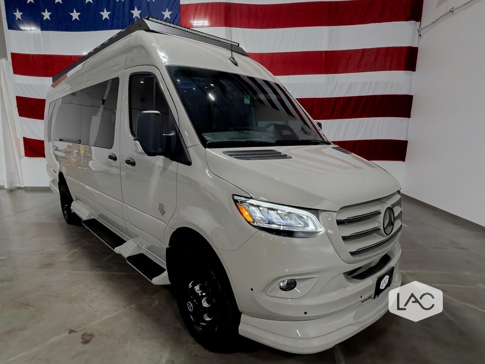 New 2026 Stone Gray OGV Luxury Coach AWD*ADV PKG w/ 540ah ADV-3.1 Acc PKG image 41