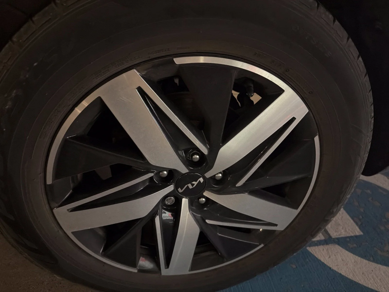 Used 2022 Gray Kia EX image 13