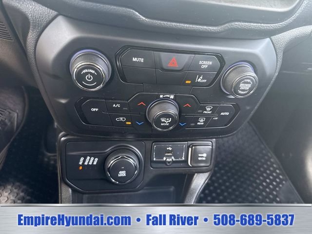 2023 Jeep Renegade Latitude - Photo 24