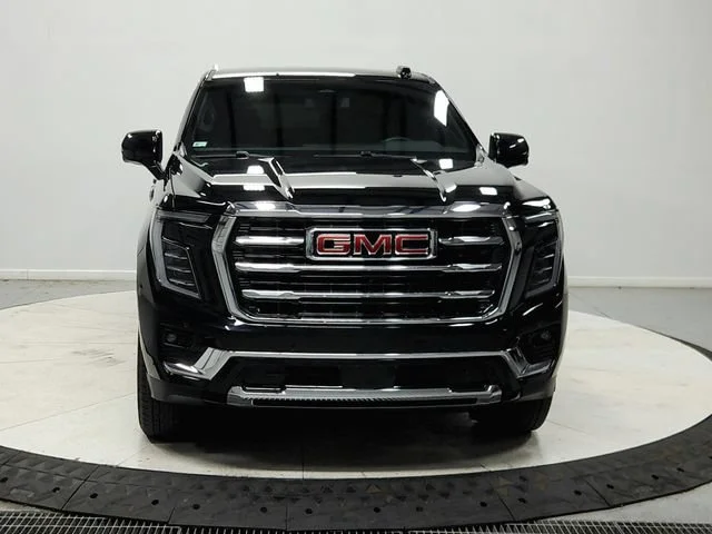 Used 2026 Onyx Black GMC Elevation image 3