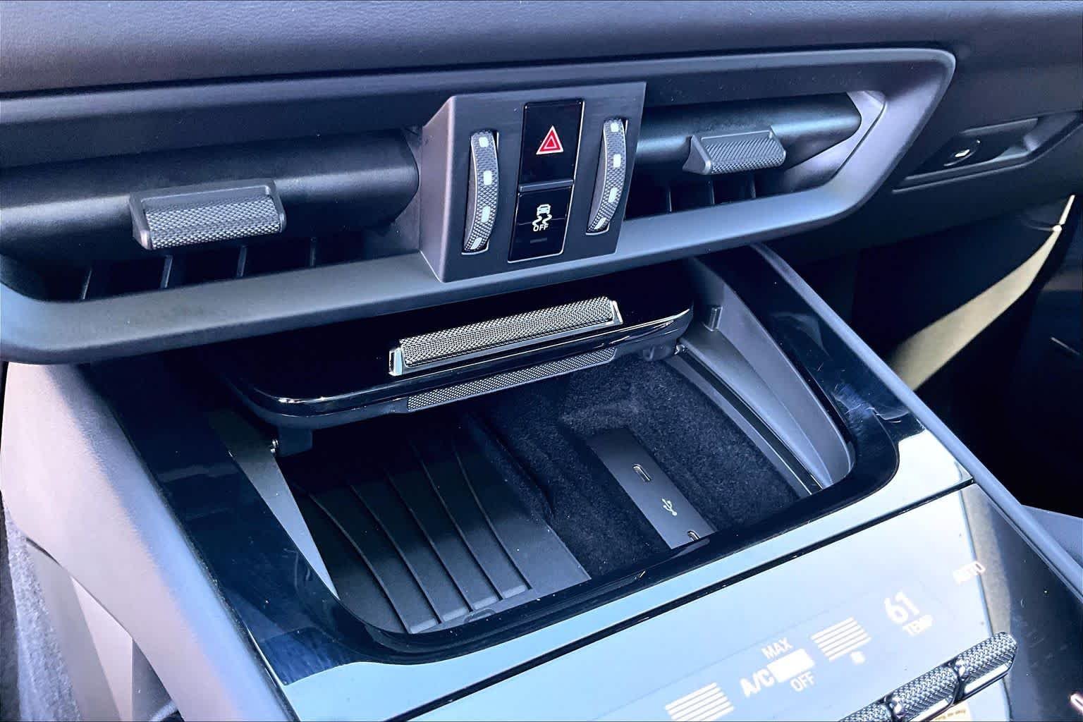 Used 2024  Porsche S image 33
