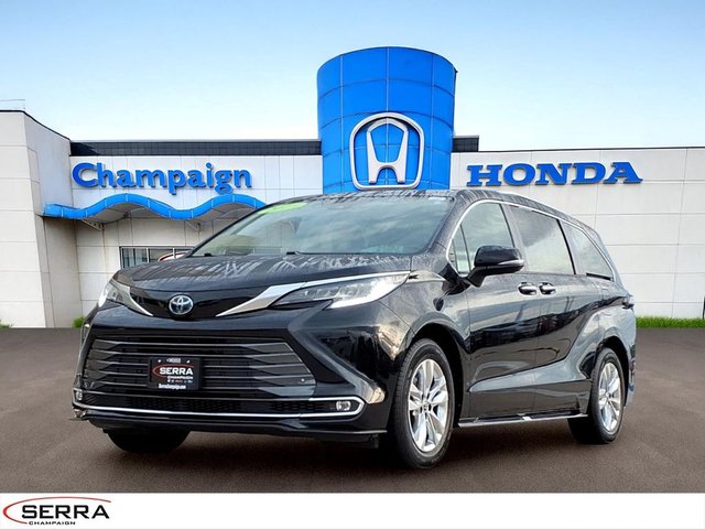 2023 Toyota Sienna Limited