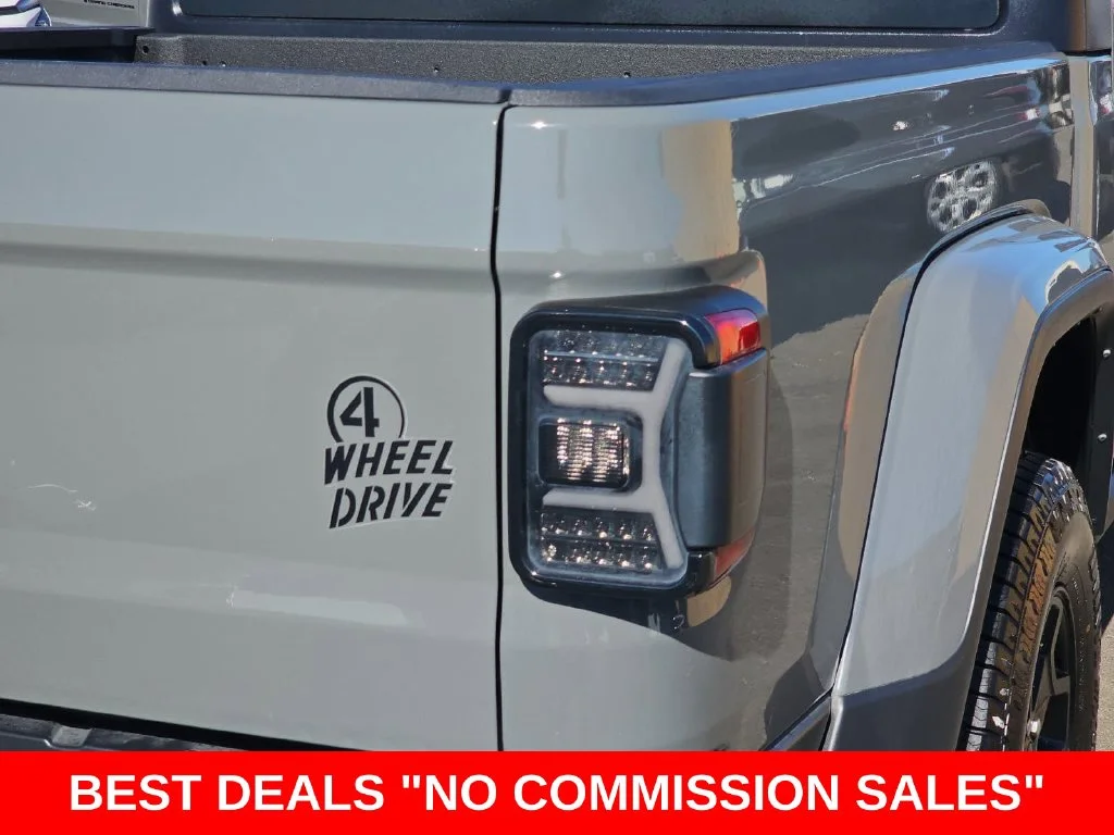 Used 2022 Gray Jeep Willys image 39