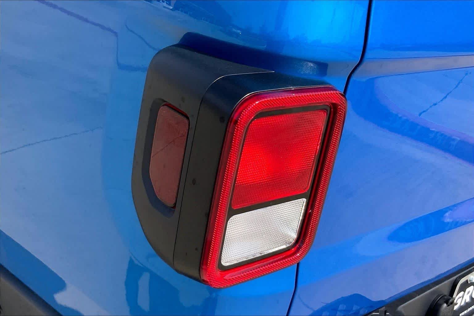 New 2026 Hydro Blue Pearl-Coat Exterior Paint Jeep Texas Trail image 14