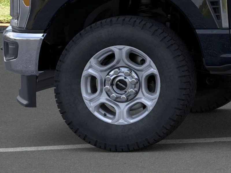 New 2026 Agate Black Metallic Ford XLT image 19