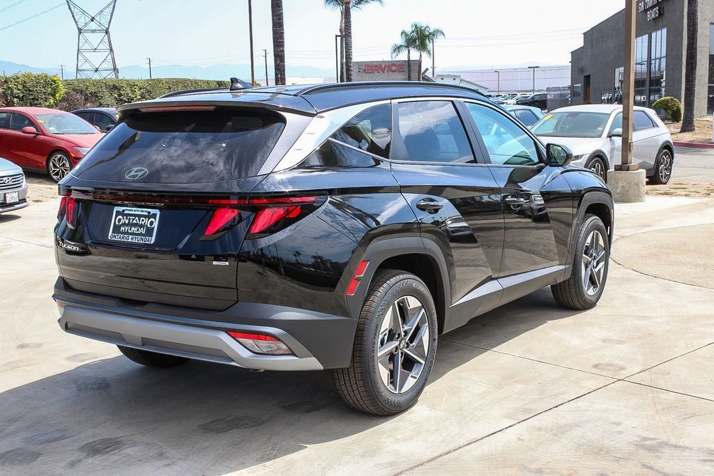 New 2026 Black Hyundai SEL image 9