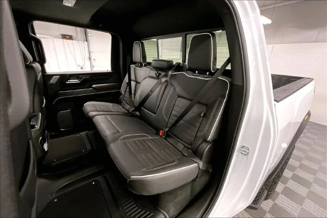 Used 2025 Summit White GMC AT4X image 25