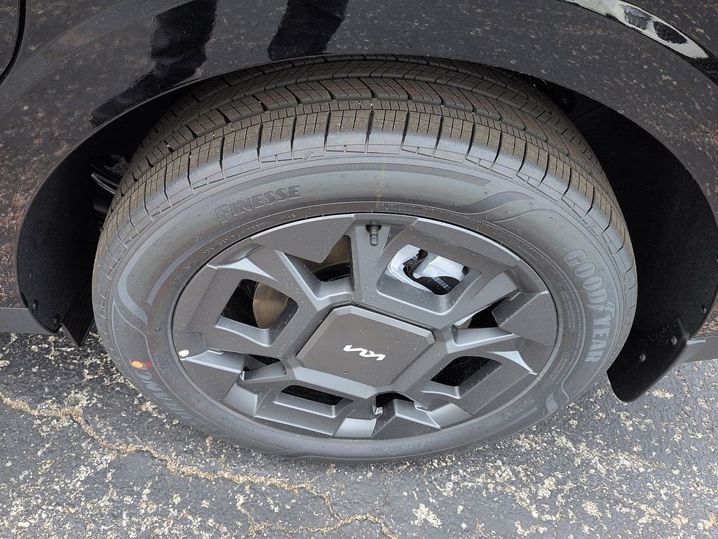 New 2026 Aurora Black Pearl Kia EX image 10