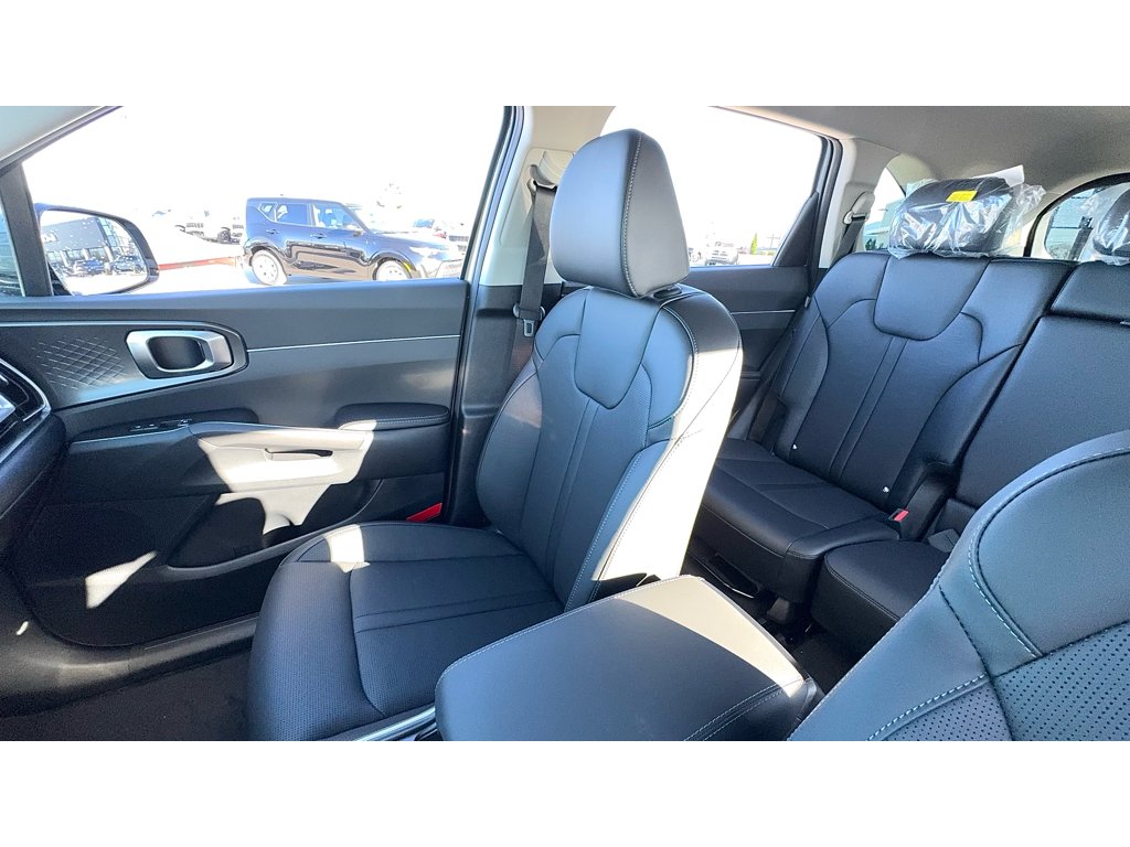 New 2026 Wolf Gray Kia EX image 10