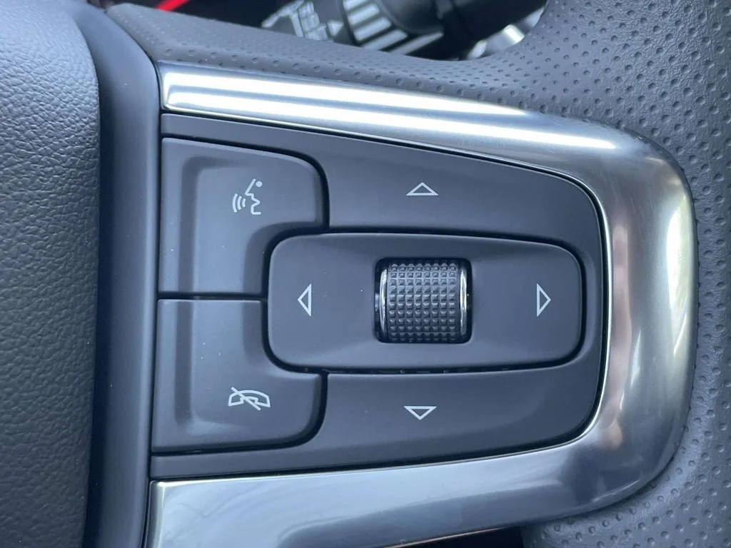 New 2026 Sterling Gray Metallic Chevrolet LT image 30