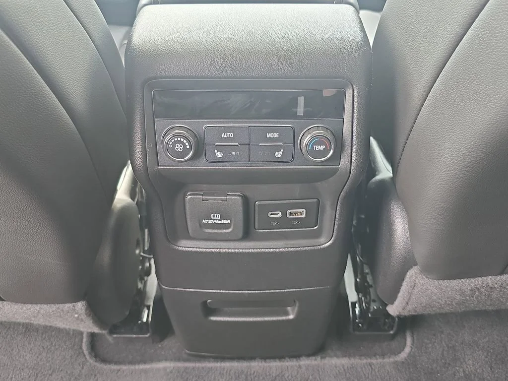 2020 GMC Acadia Denali - Photo 22