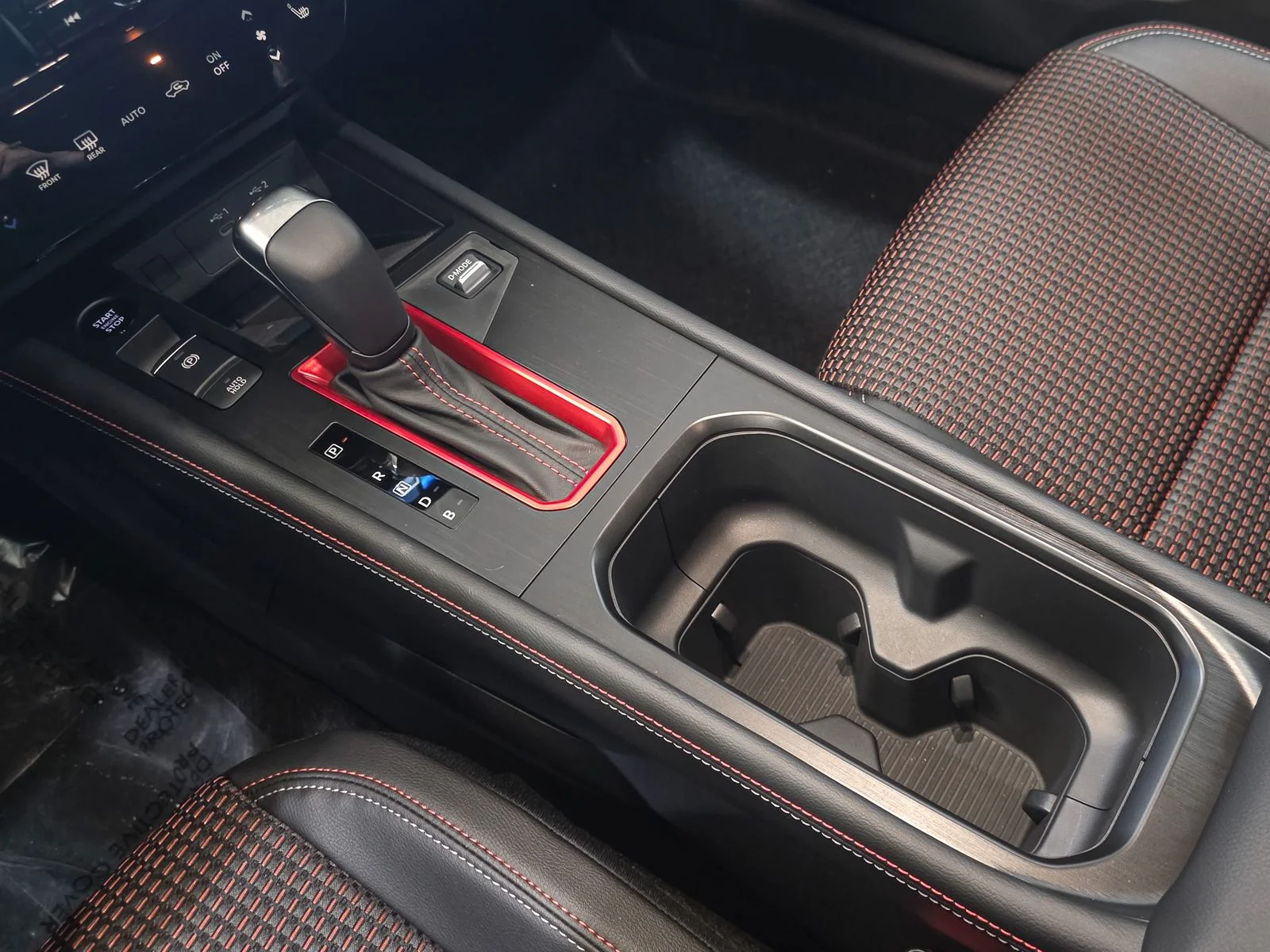 2026 Nissan KICKS SR AWD - Photo 25
