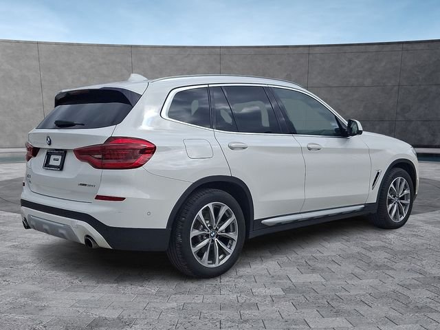 Used 2018 White BMW xDrive30i image 11