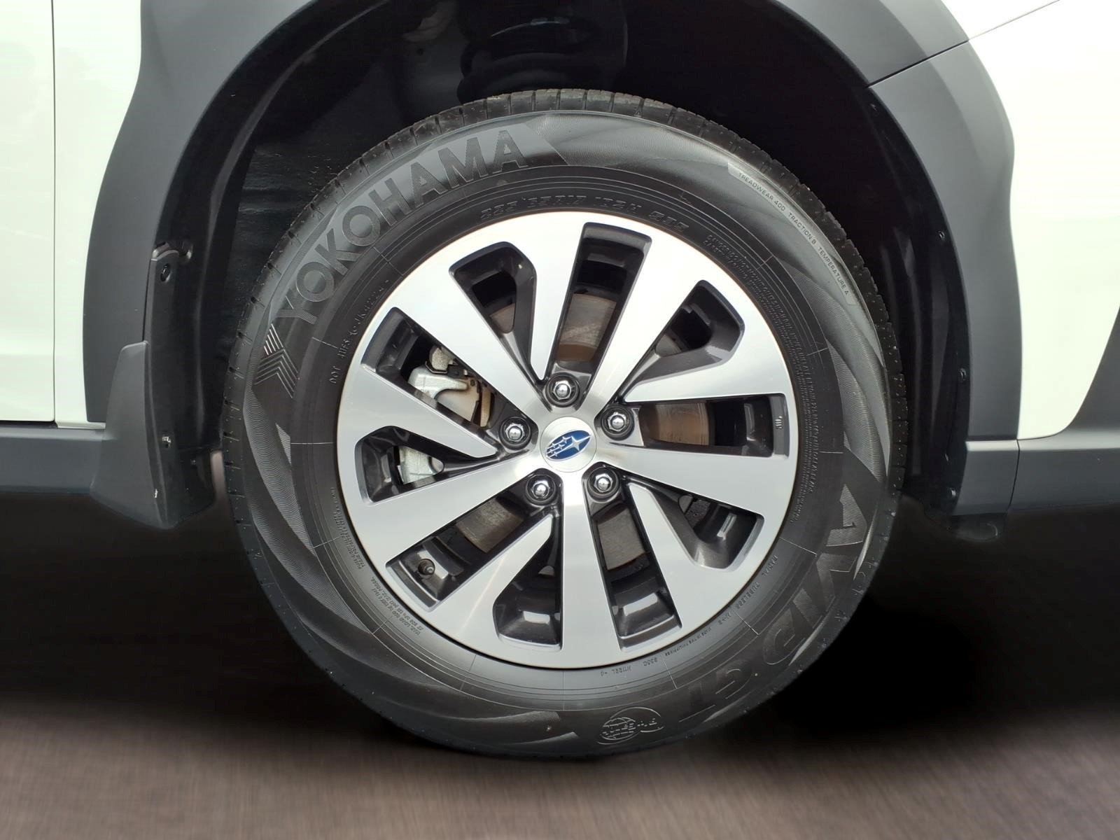 Certified Used 2025 Crystal White Pearl Whc Subaru Premium image 11