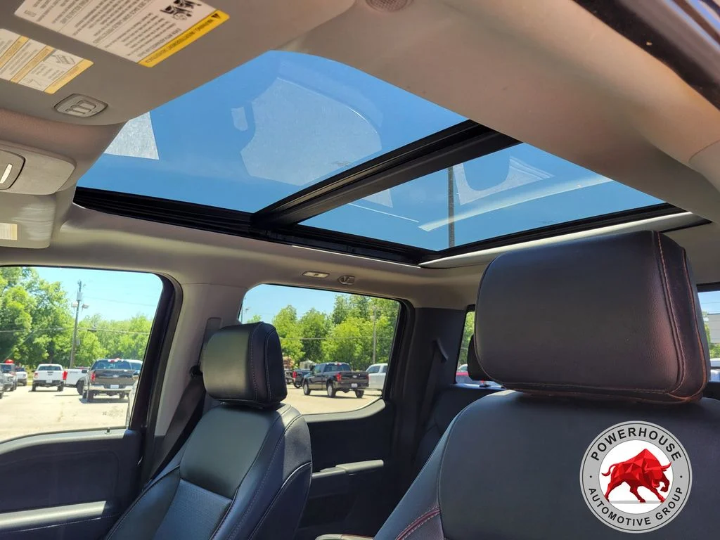 Used 2022  Ford Lariat image 23