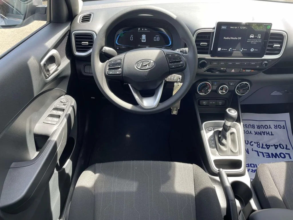 New 2026 Silver Hyundai SE image 11