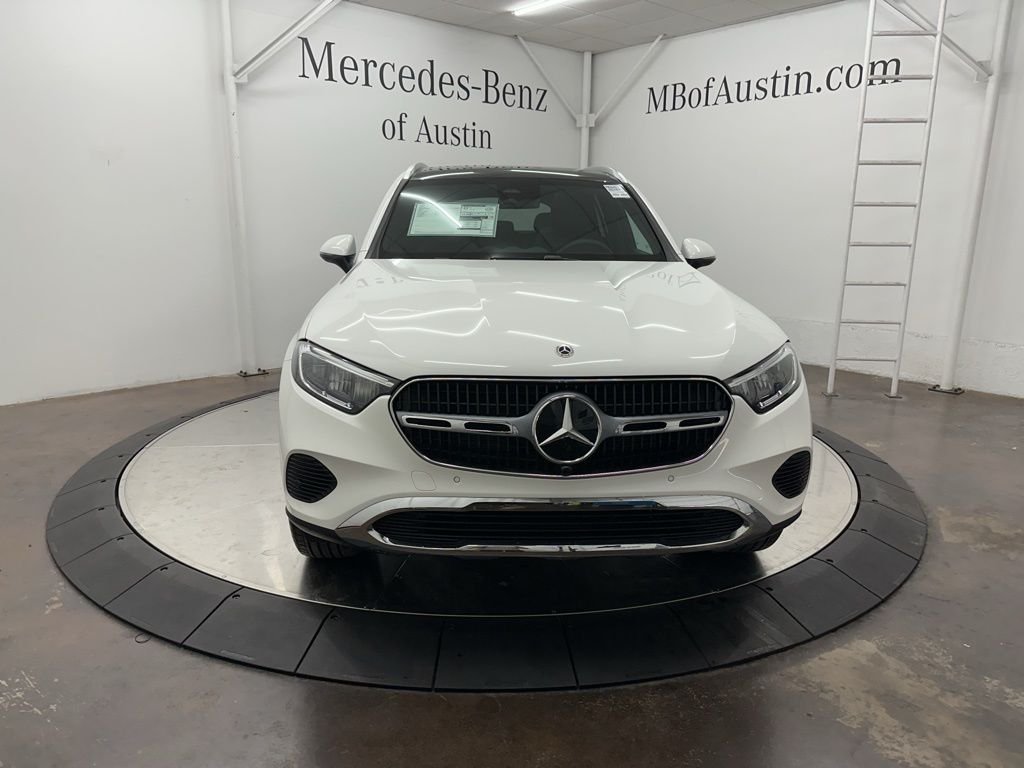 Used 2026 White Mercedes-Benz GLC 300 image 2