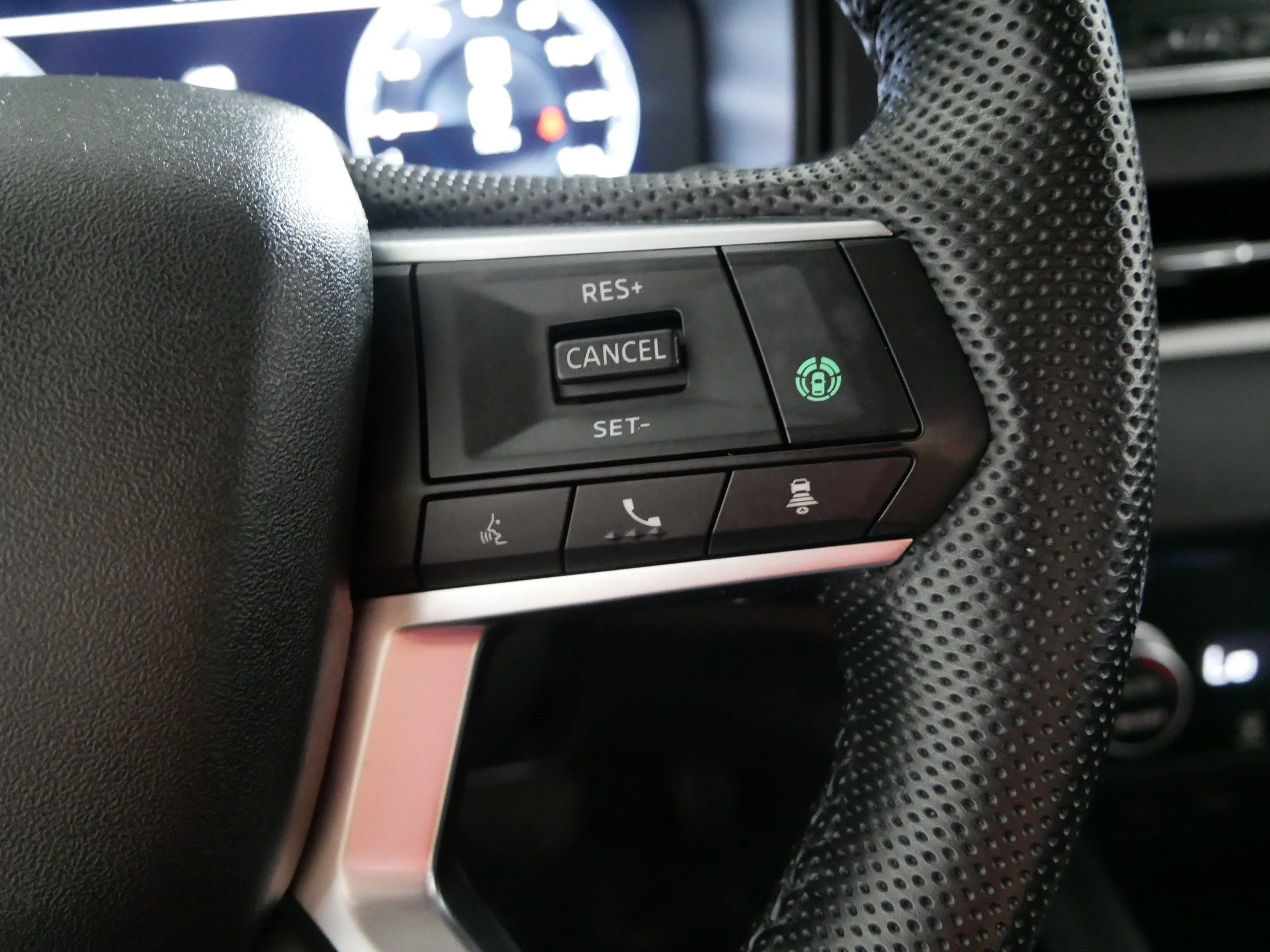 Used 2023 Red Diamond Mitsubishi SE image 28