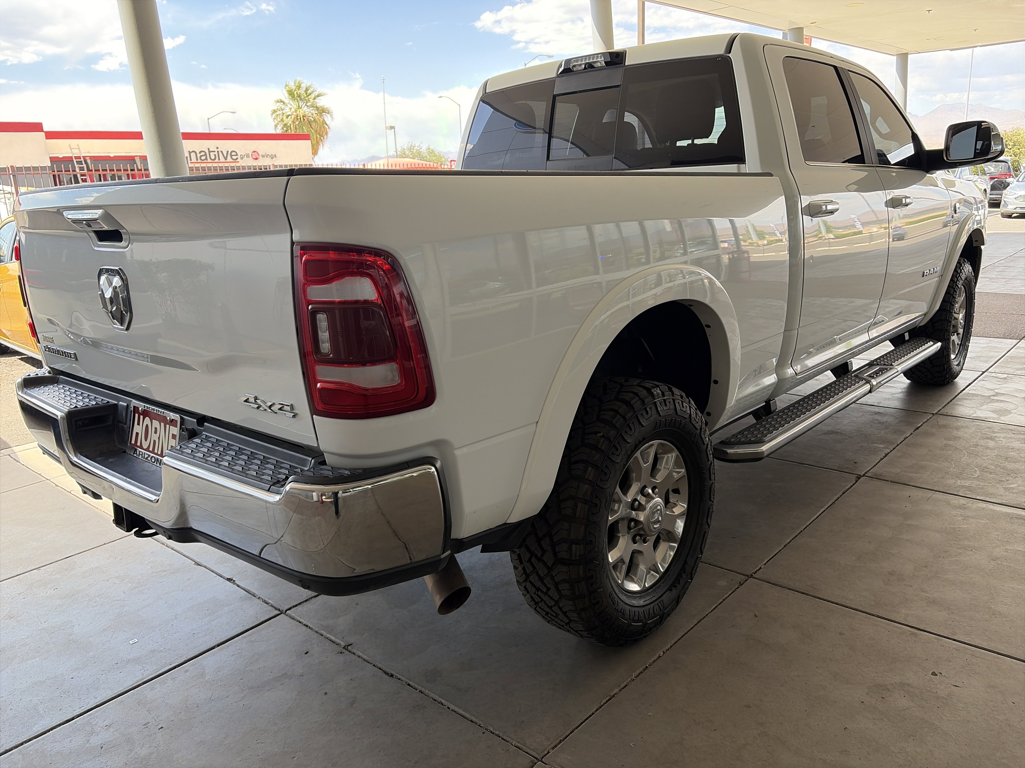 Used 2022 White Ram Laramie image 4