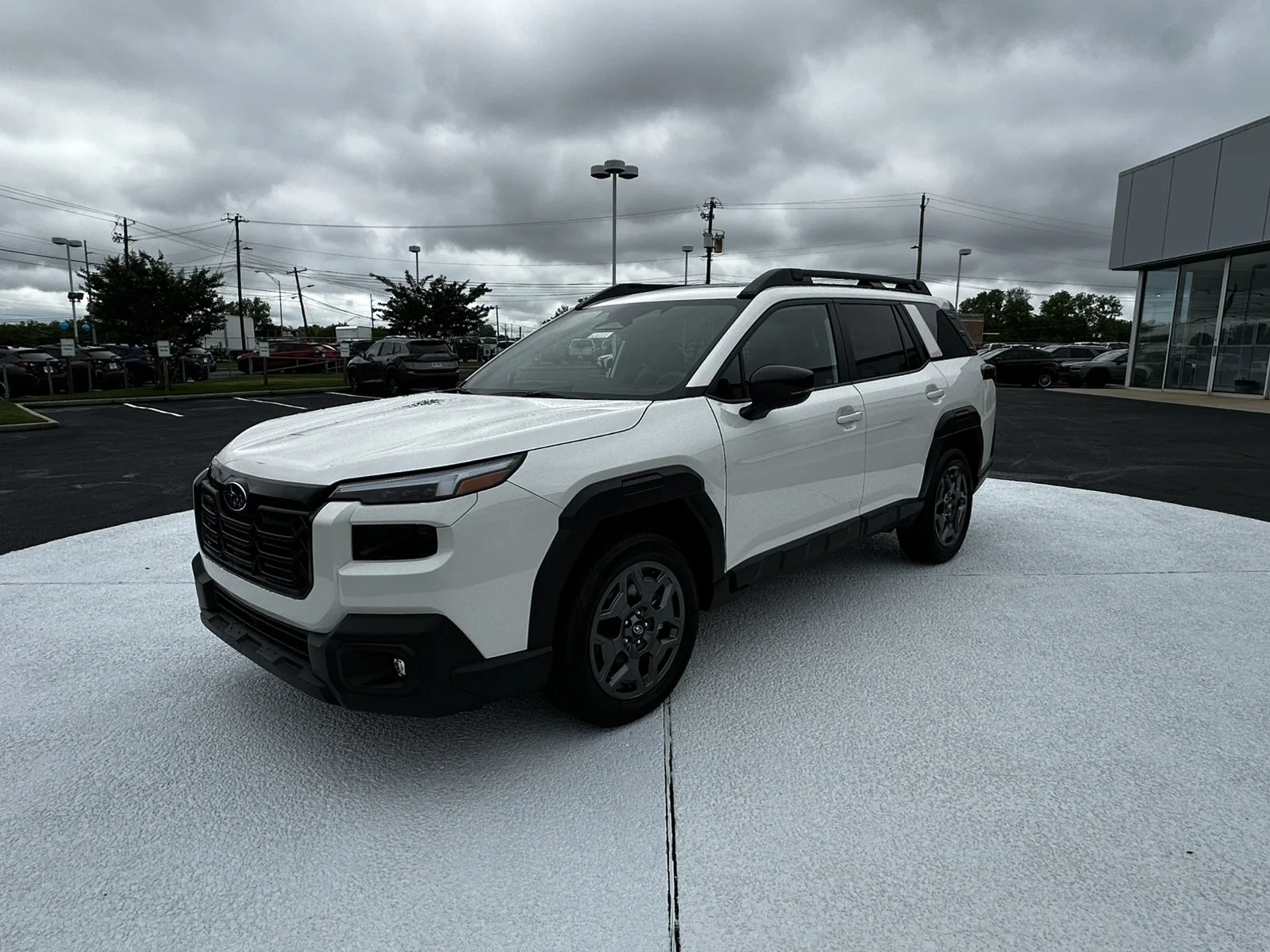 New 2026 CRYSTAL WHITE PEARL Subaru Premium image 3