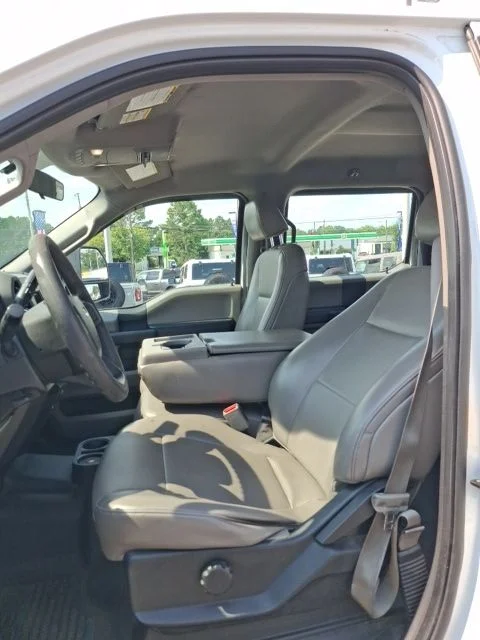 Used 2017 Oxford White Ford XL image 18