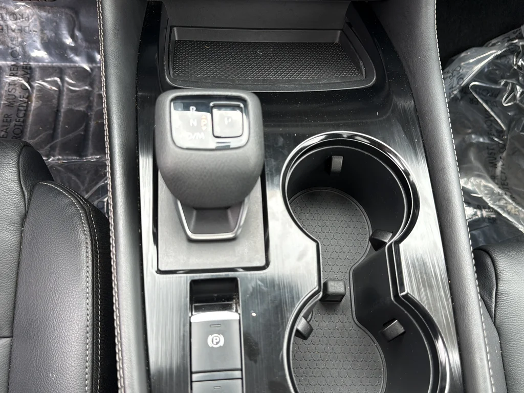 Used 2023 Gray Nissan SL image 33