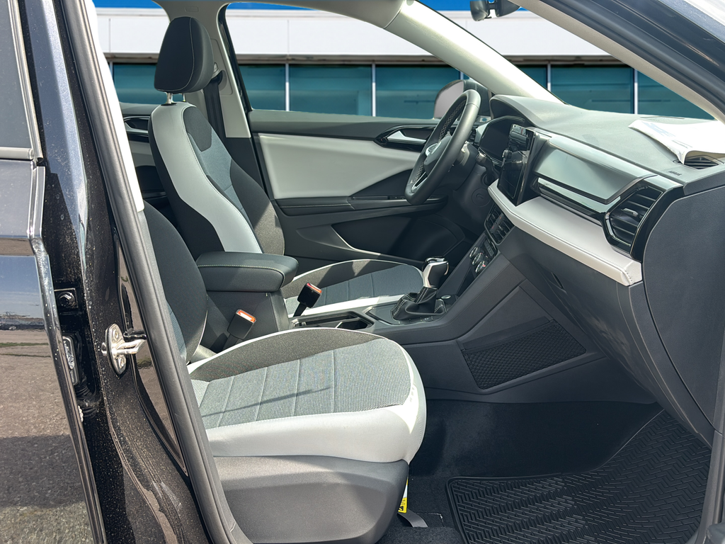 New 2026 Black Volkswagen 1.5T S image 11