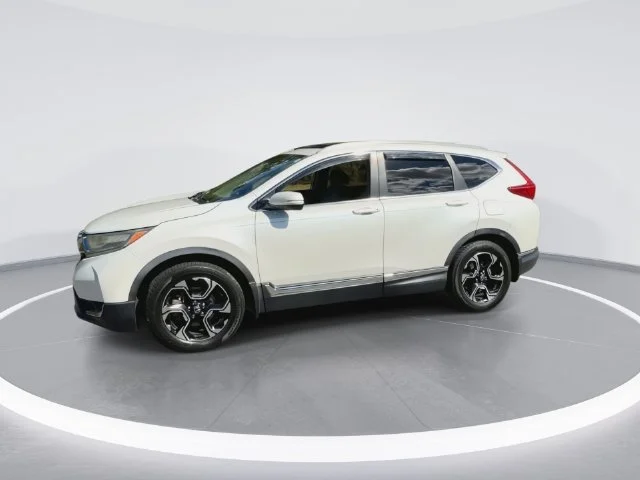 Used 2018  Honda Touring image 5