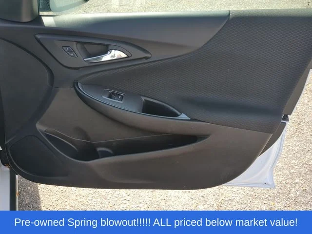 Used 2025 White Chevrolet LT image 42