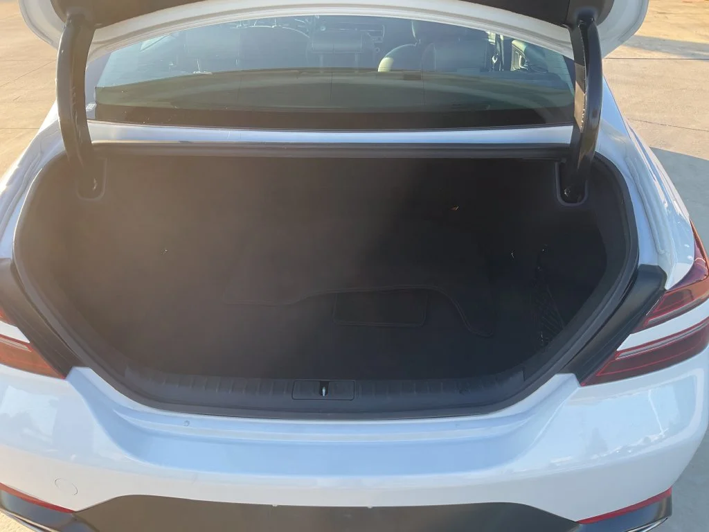 Used 2026 White Genesis 2.5T image 9