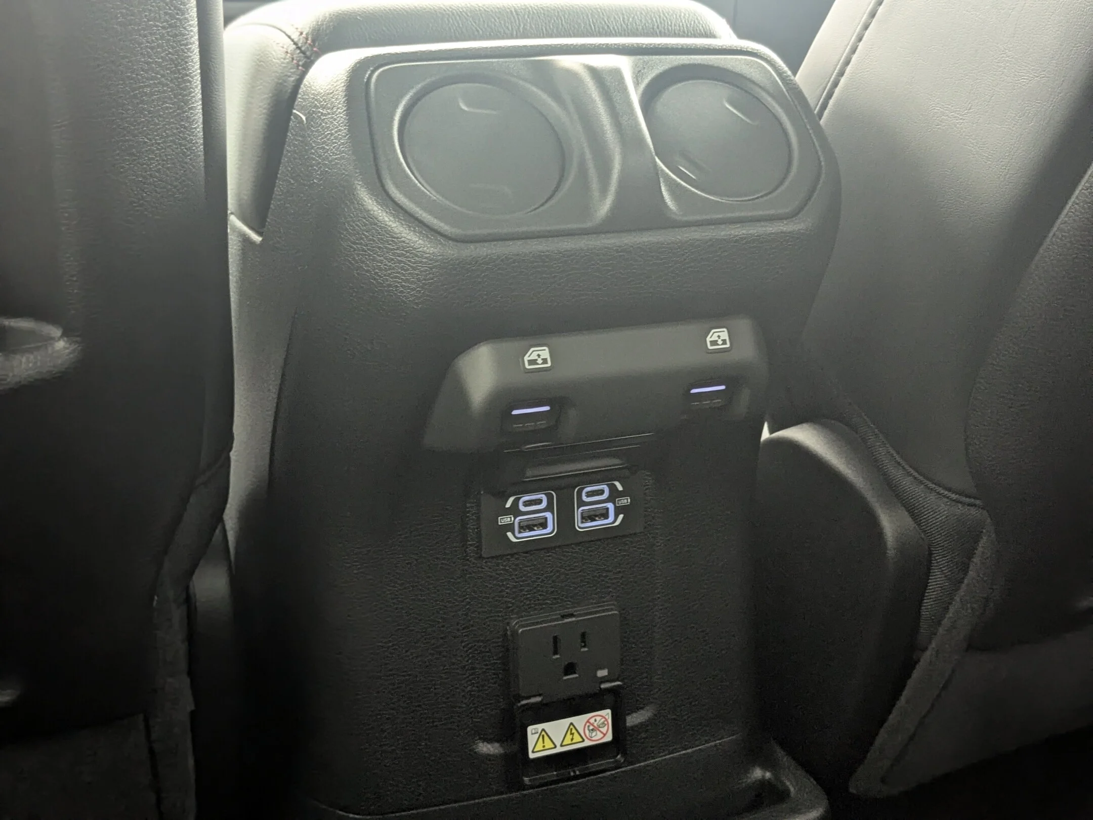 New 2026 Dark blue Jeep Rubicon - - 4x4 - 8-Spd Auto - Nappa Leather Seats - Black Freedom Top - Convenience Grp & More! image 25