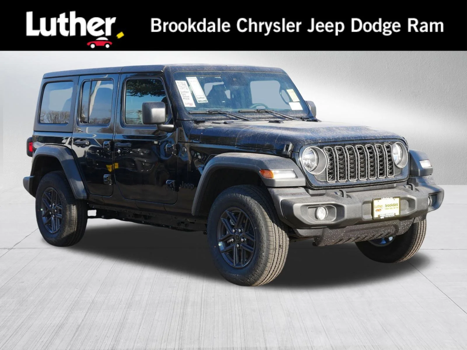 2026 Jeep Wrangler Sport S's photo